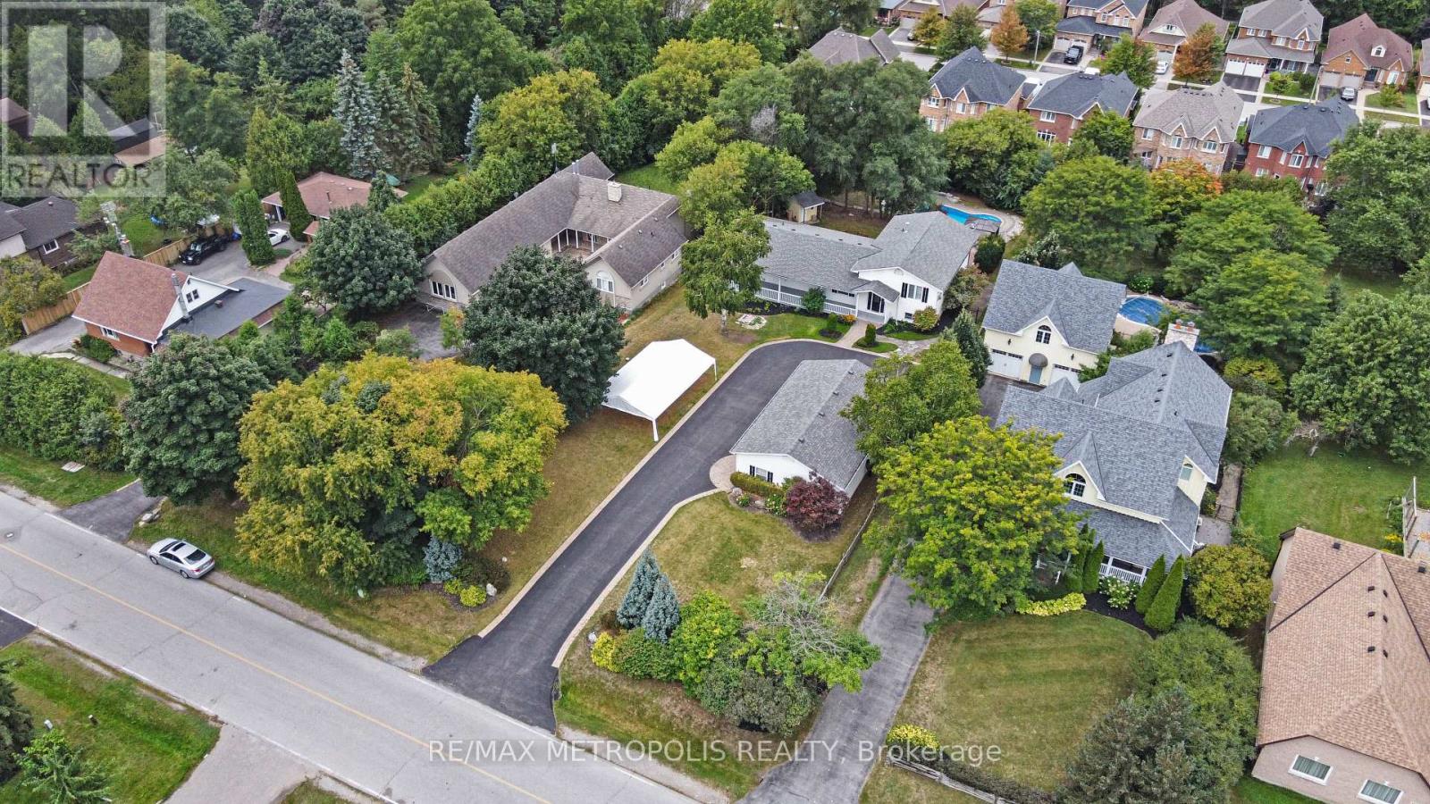 1872 Appleview Road Property Photo 48