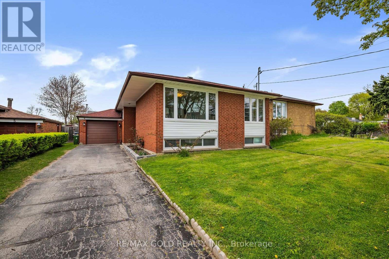 3 WILLAMERE DRIVE Property Photo 1