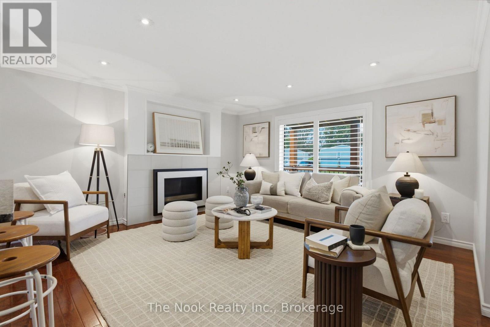 7 Pineridge Crescent Property Photo 6