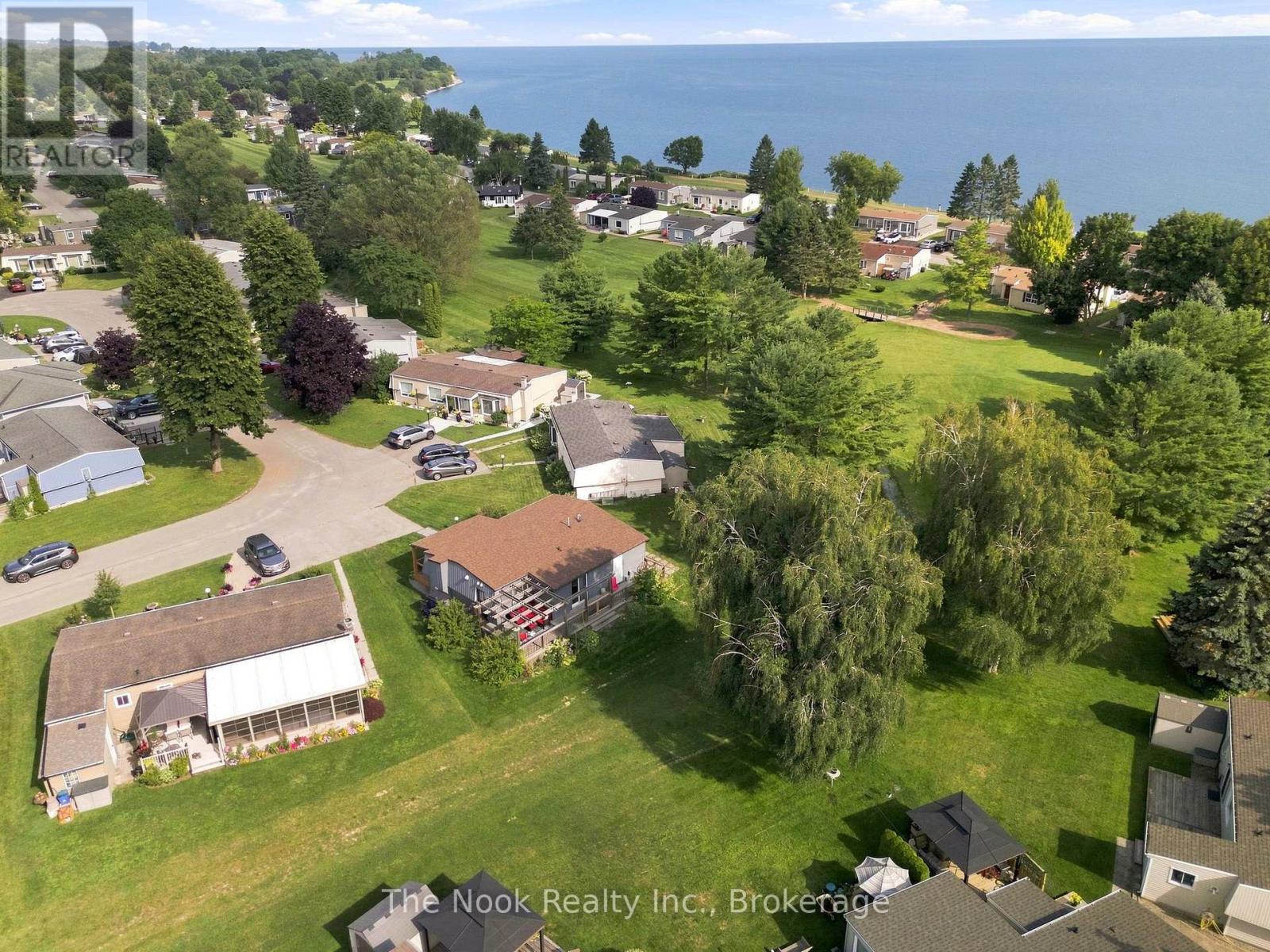 7 Pineridge Crescent Property Photo 20