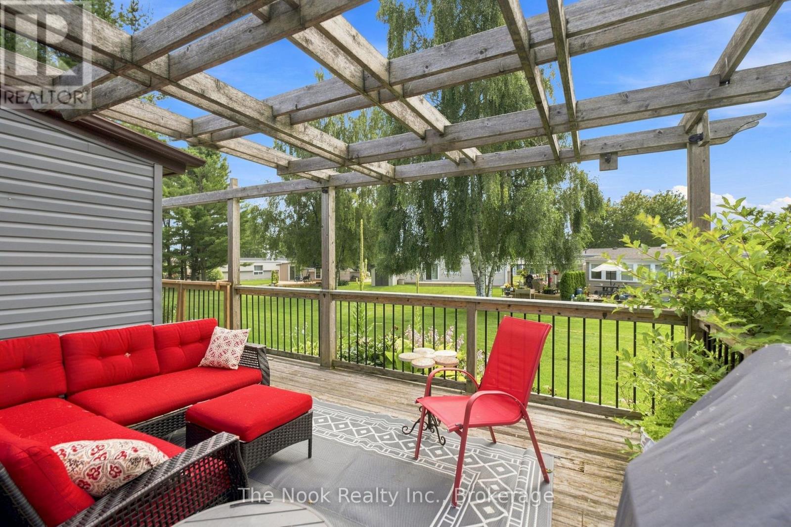 7 Pineridge Crescent Property Photo 23