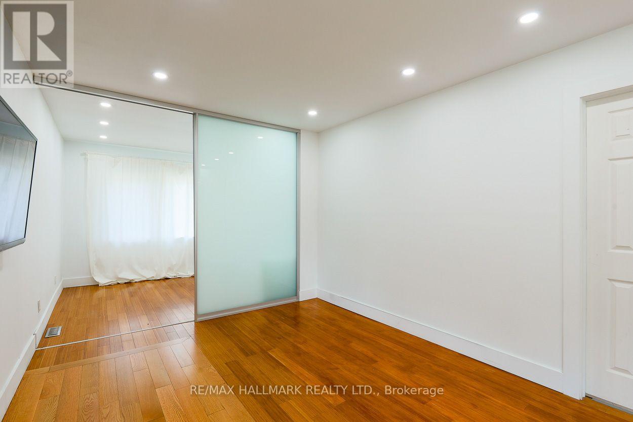 Main - 2159 Gerrard Street E Property Photo 8