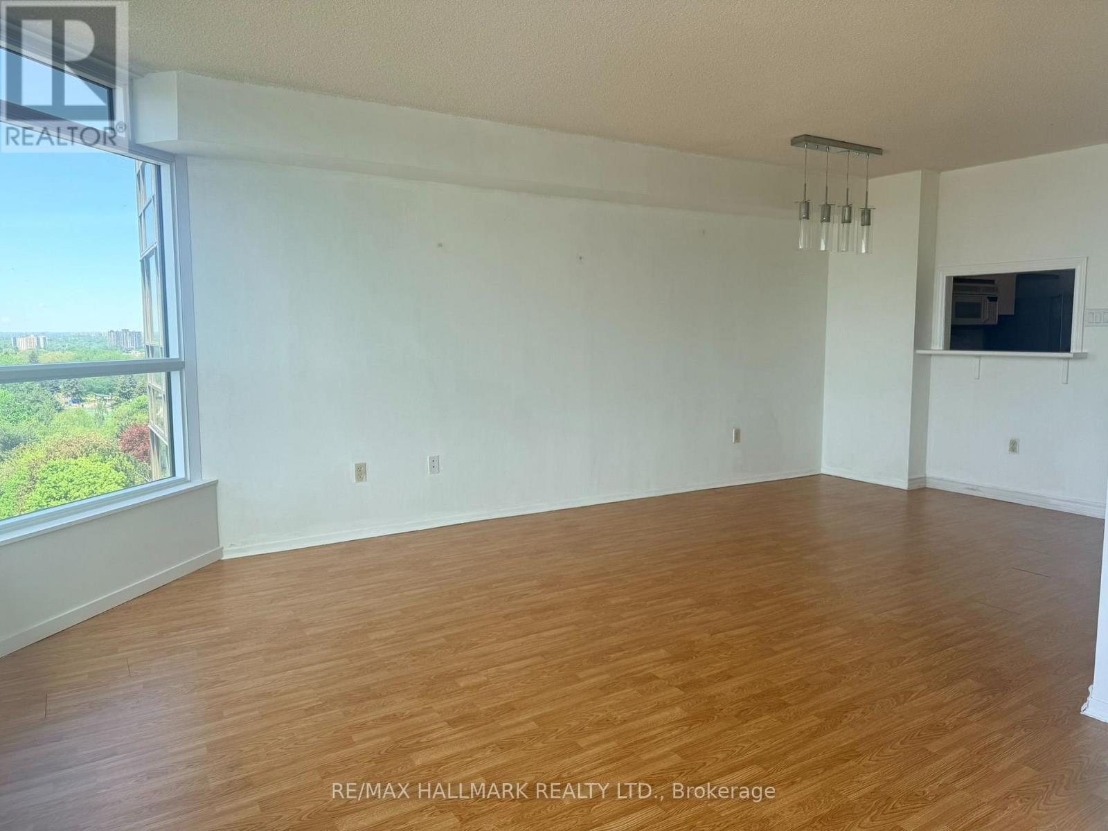 1105 - 3231 Eglinton Avenue E Property Photo 16