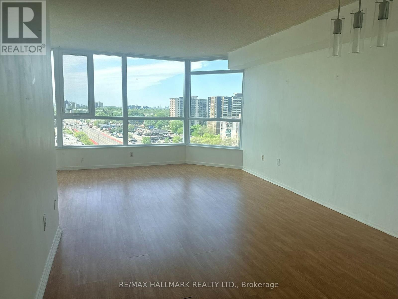 1105 - 3231 Eglinton Avenue E Property Photo 18