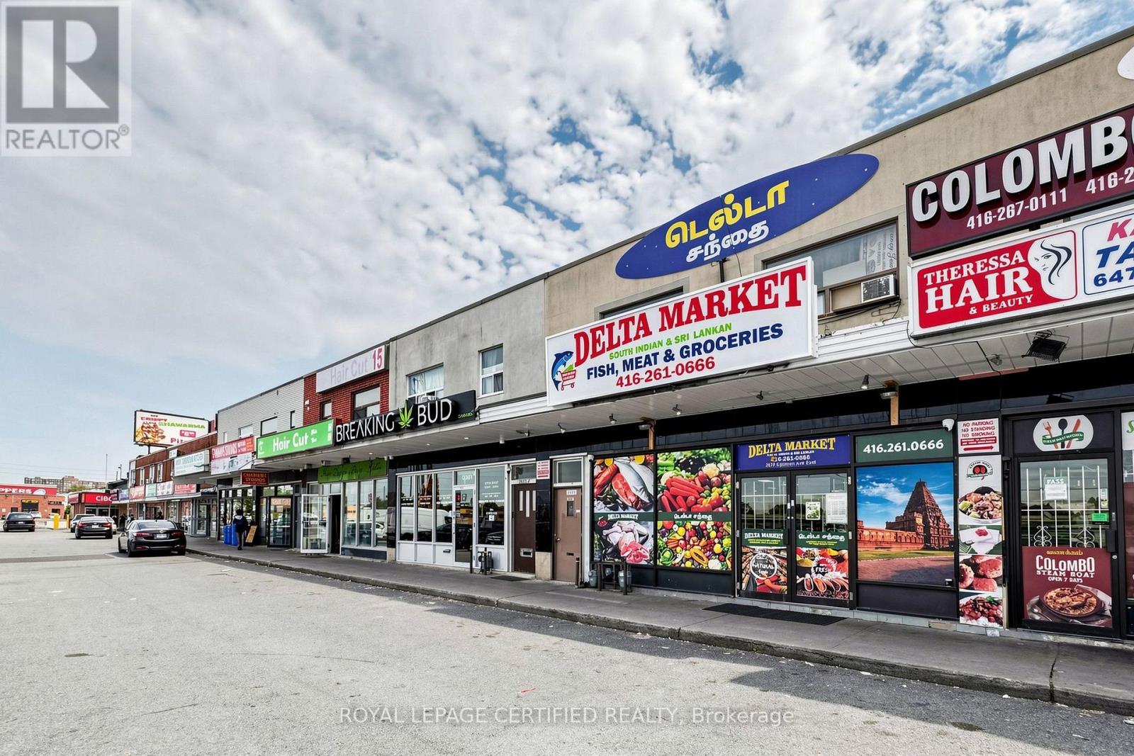 8 - 2679 Eglinton Avenue E Property Photo 1