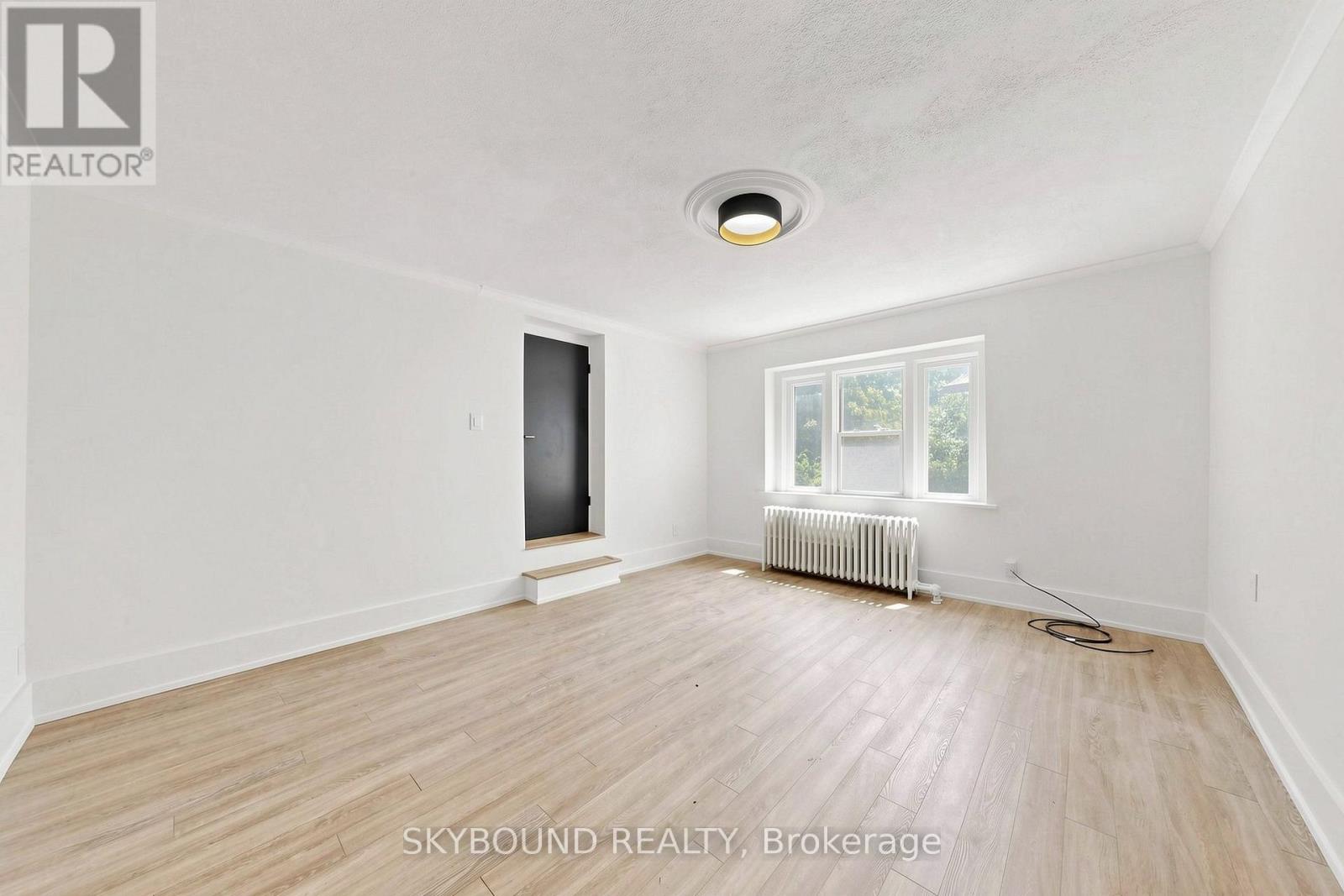 15 - 1165 Kingston Road Property Photo 1