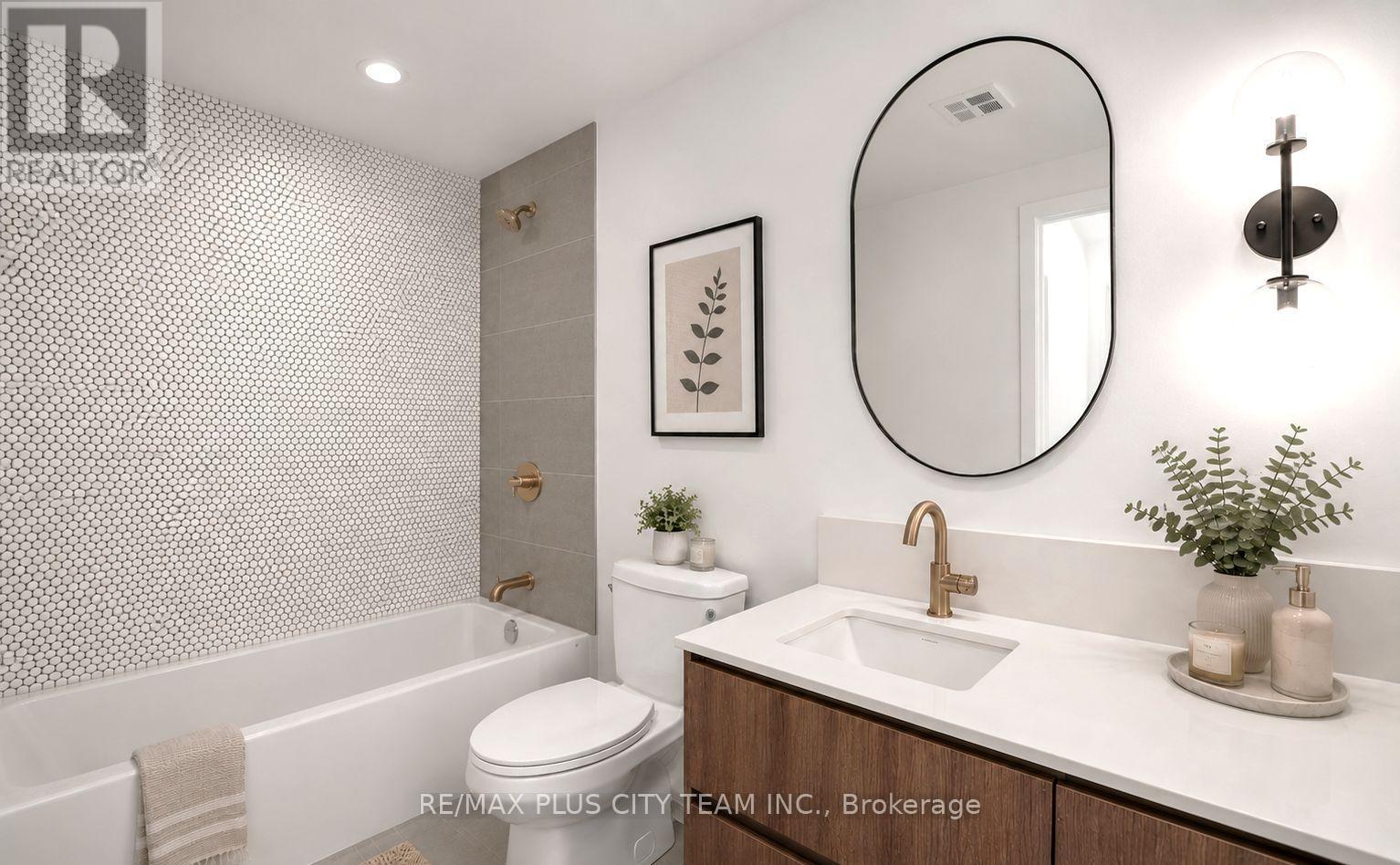 303 - 1285 Queen Street E Property Photo 11