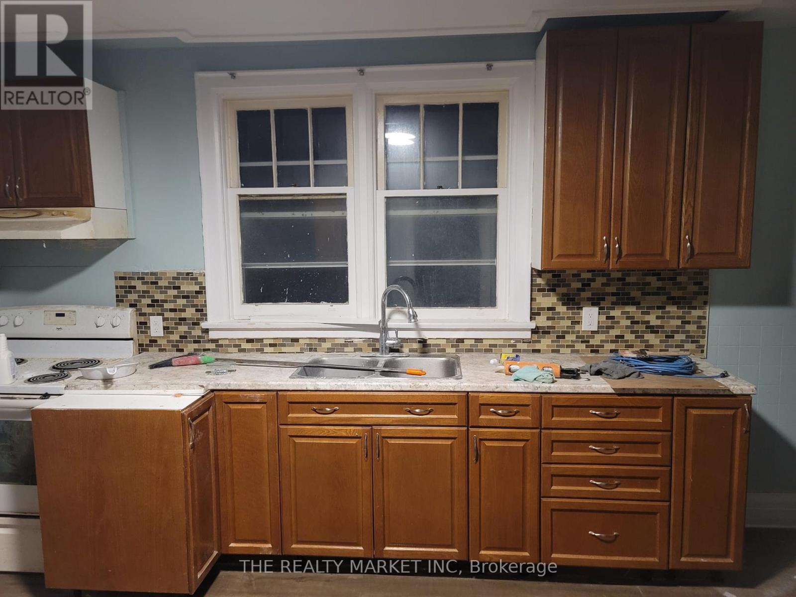 287 Verdun Road Property Photo 3