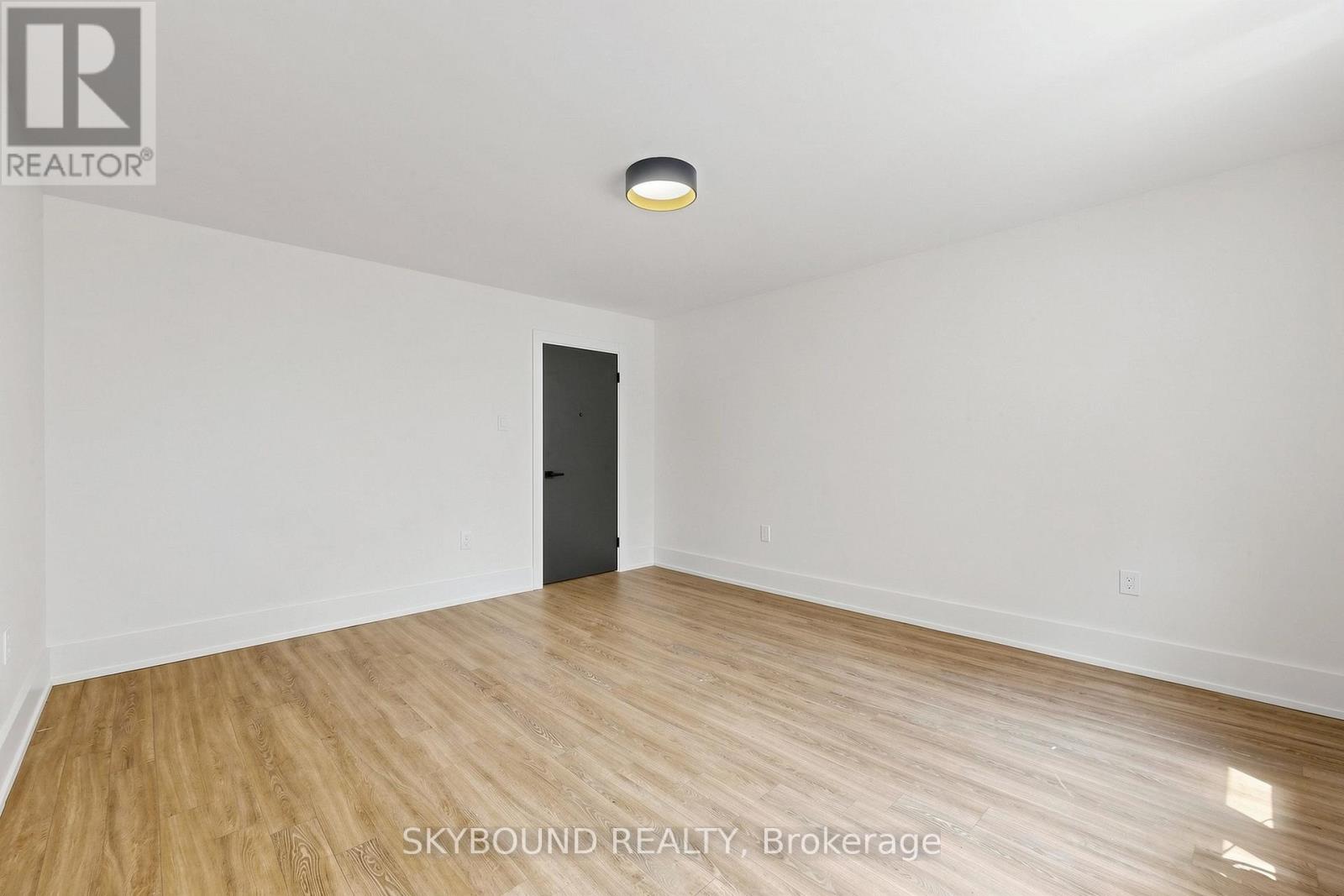 11 - 1165 Kingston Road Property Photo 1