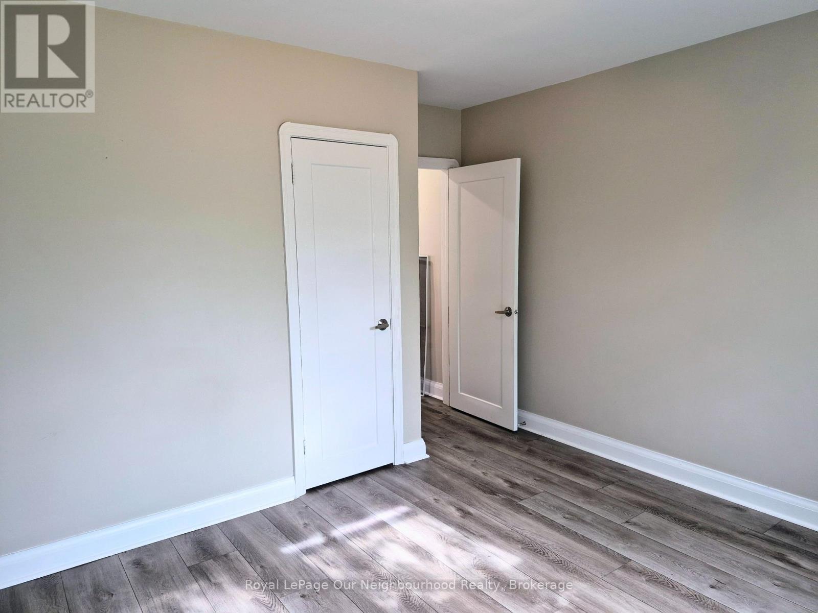 2 - 855 Simcoe Street N Property Photo 9