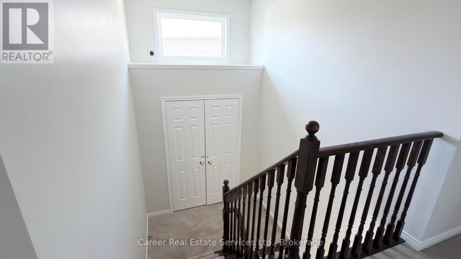 12 Cragg Crescent Property Photo 13