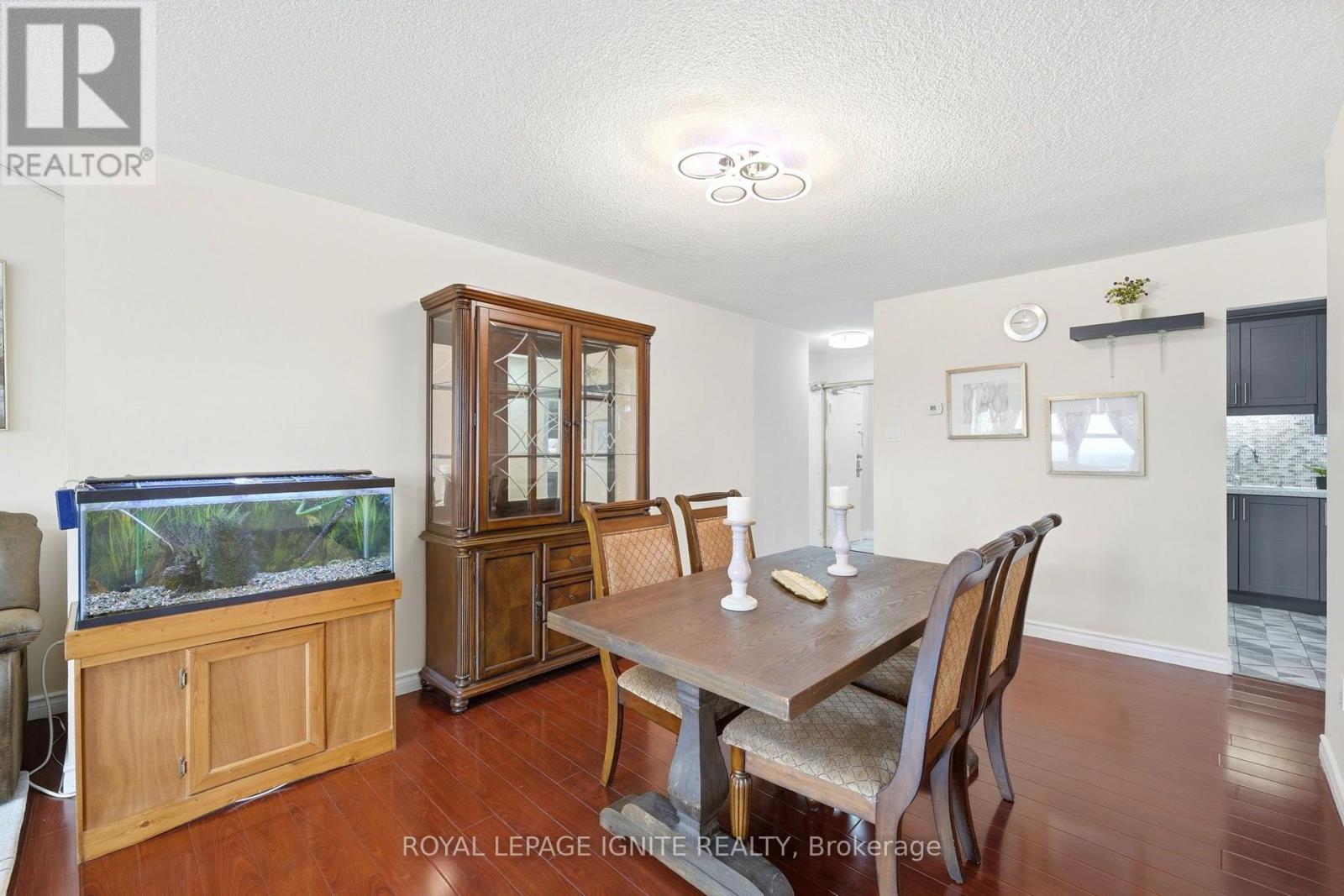 903 - 3380 Eglinton Avenue Property Photo 10