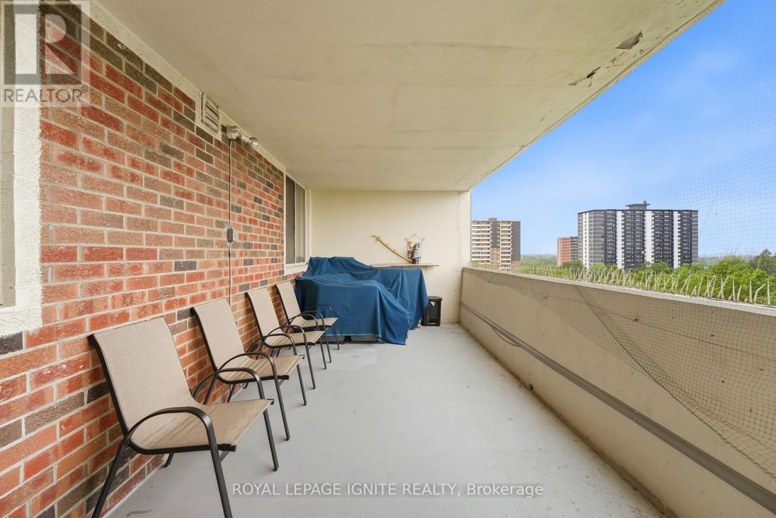 903 - 3380 Eglinton Avenue Property Photo 24