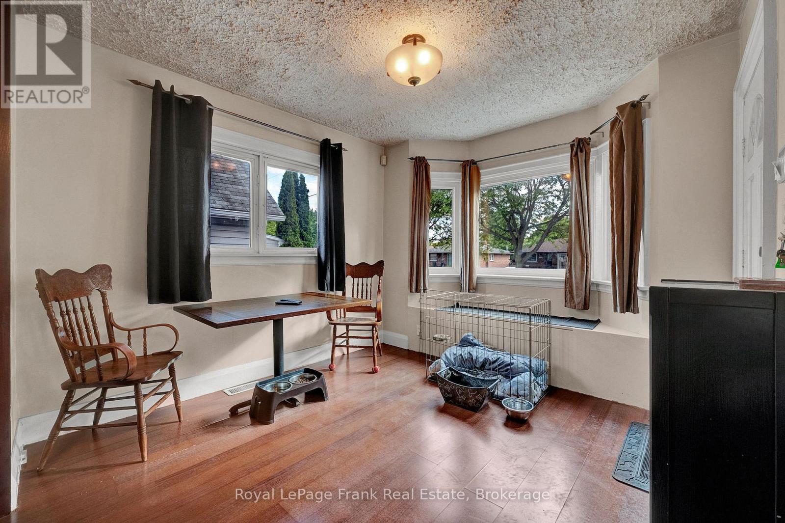 121 Cromwell Avenue Property Photo 6