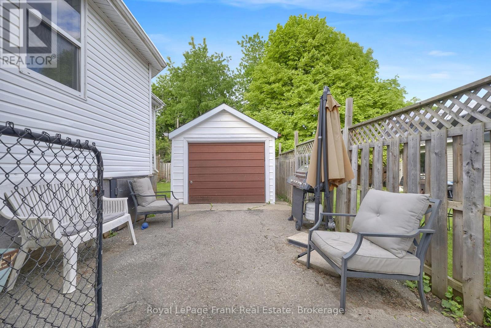 121 Cromwell Avenue Property Photo 21