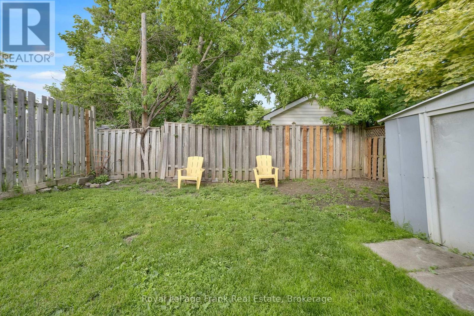 121 Cromwell Avenue Property Photo 22