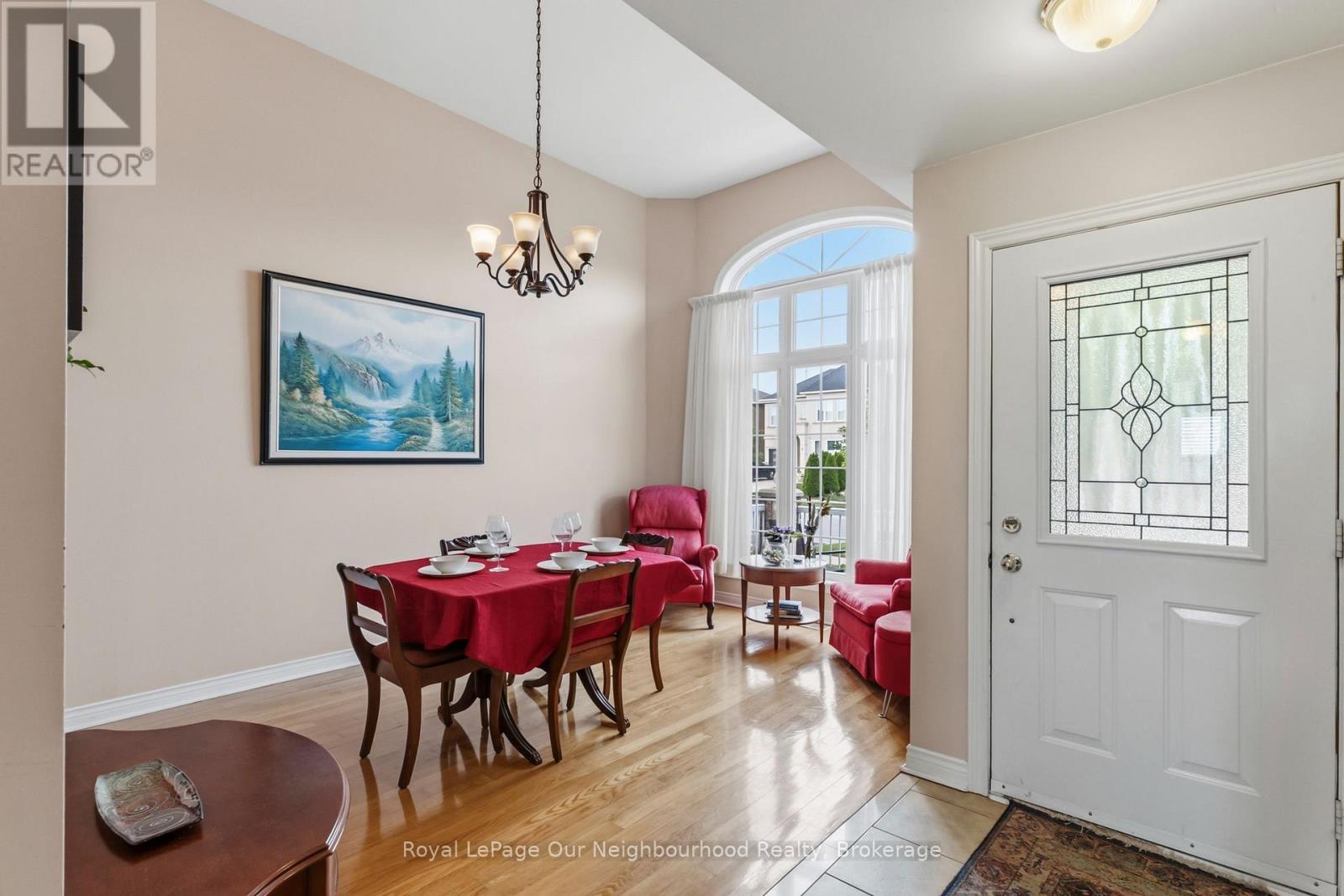 16 Nobbs Drive Property Photo 3