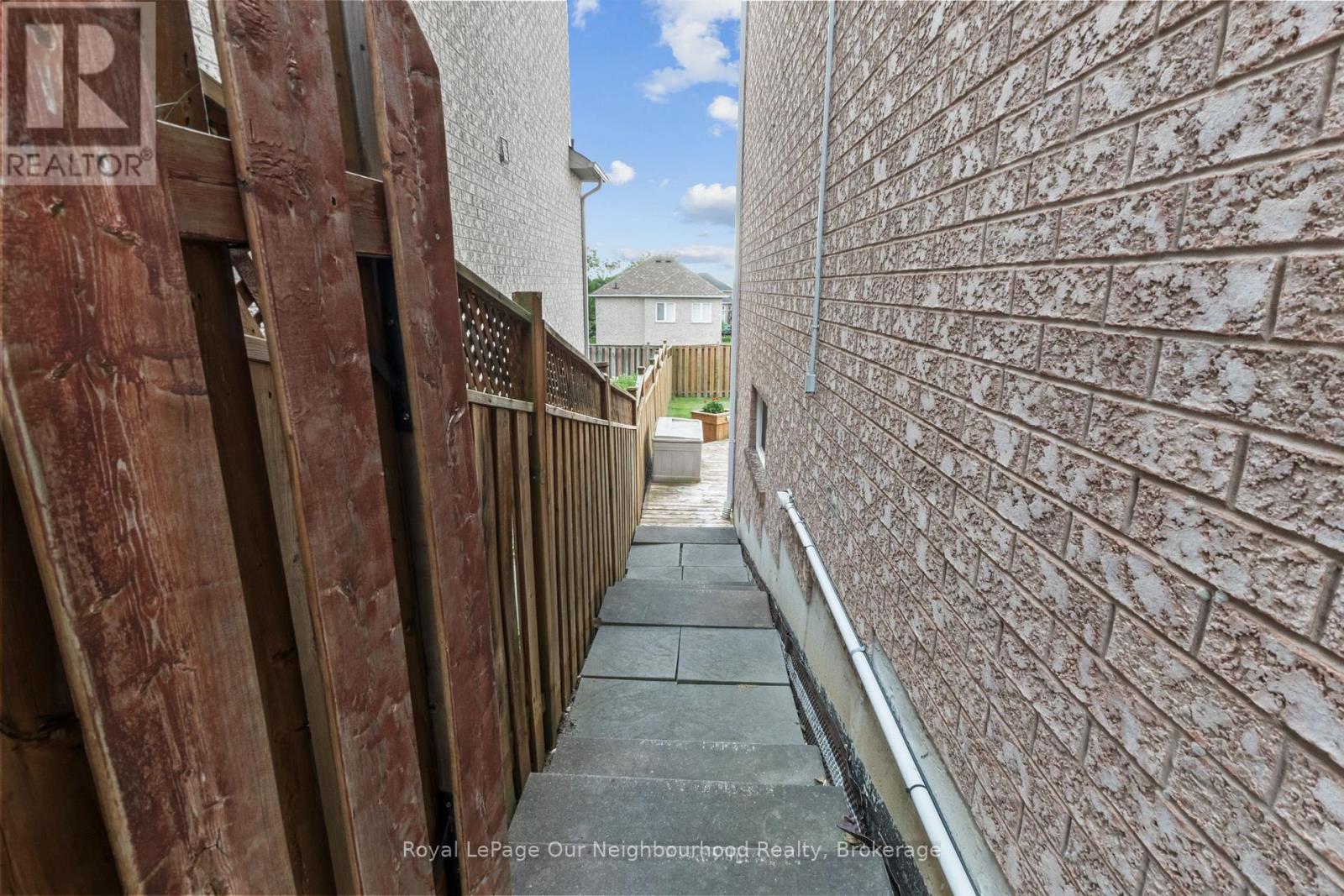 16 Nobbs Drive Property Photo 23