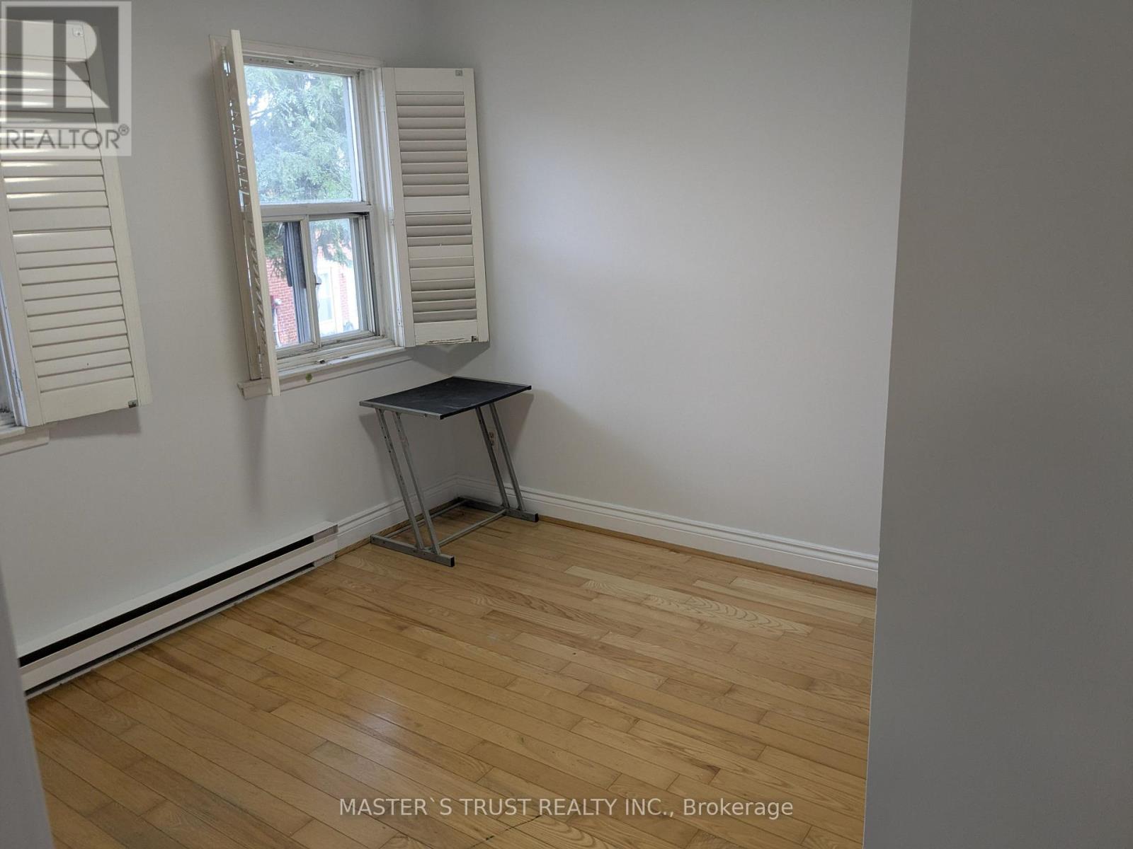 29 - 2075 Warden Avenue S Property Photo 10
