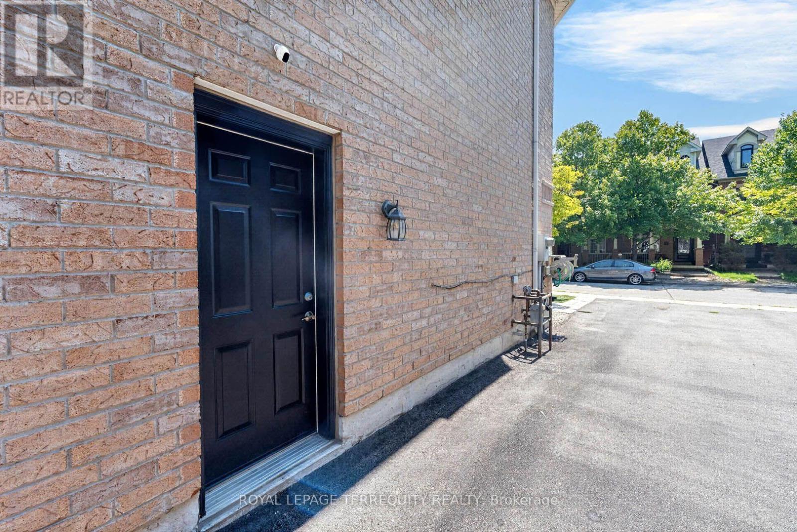 40 Whistle Post Street Property Photo 47