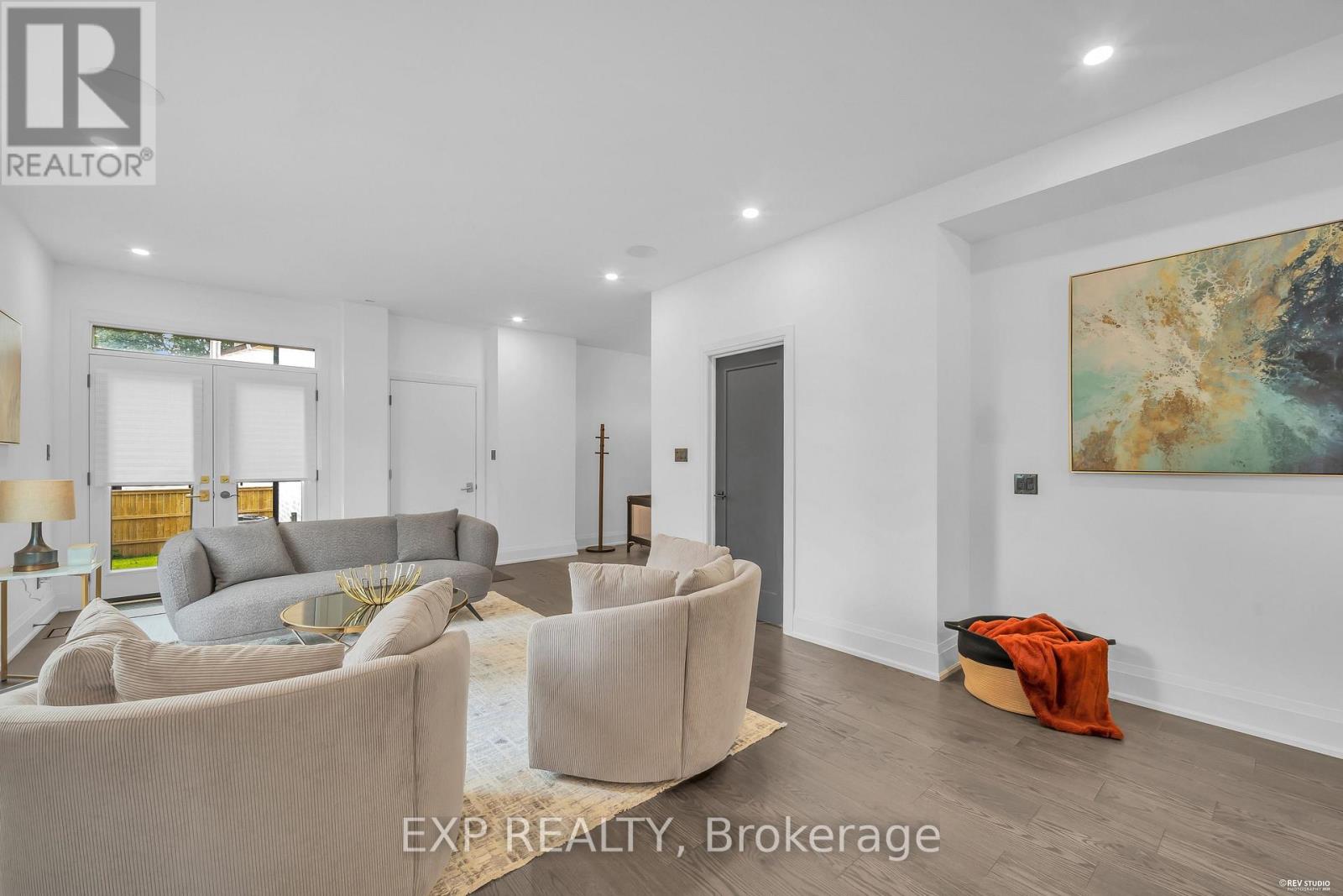19 Burcher Road Property Photo 4