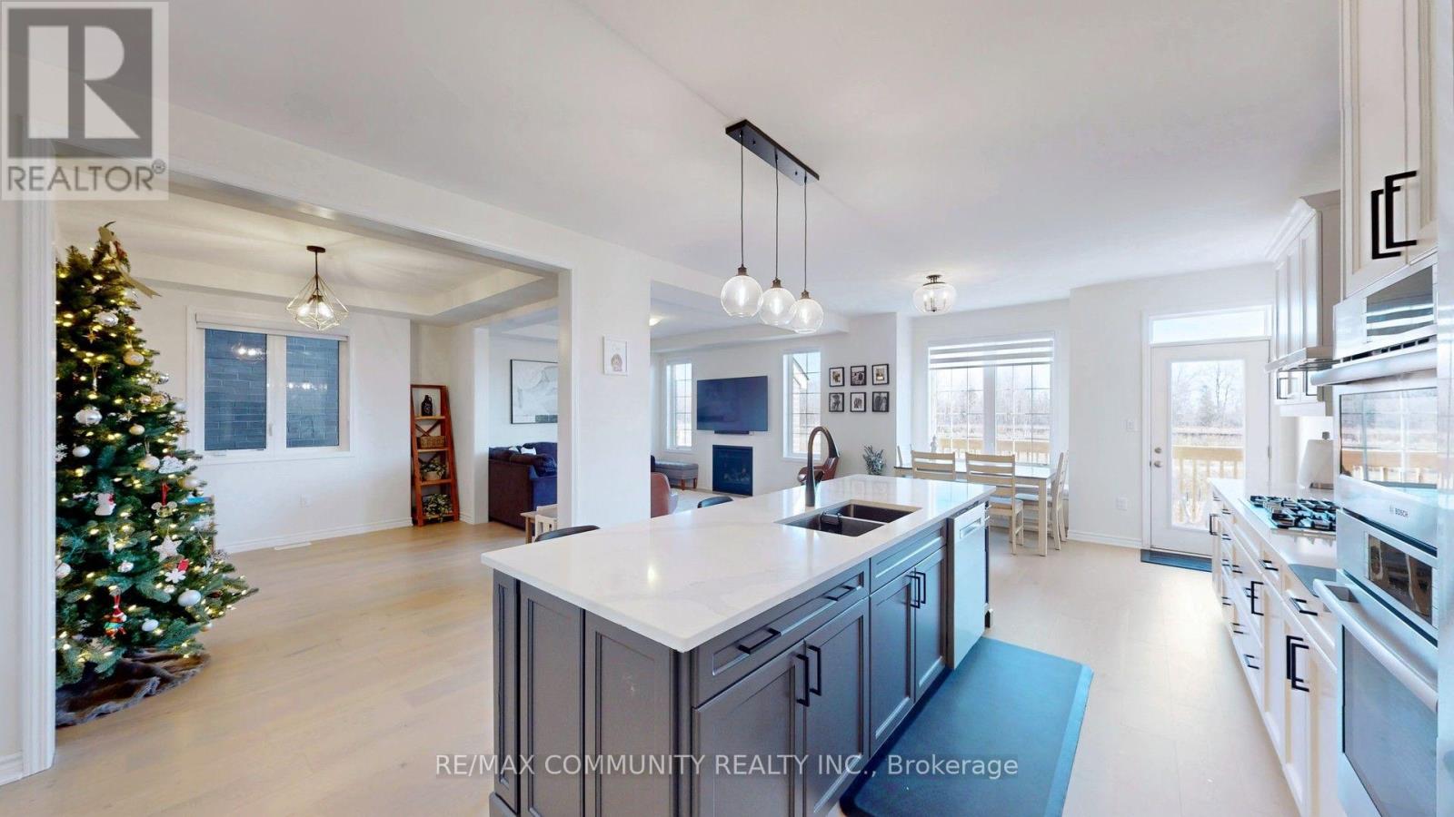 3279 Turnstone Boulevard Property Photo 11