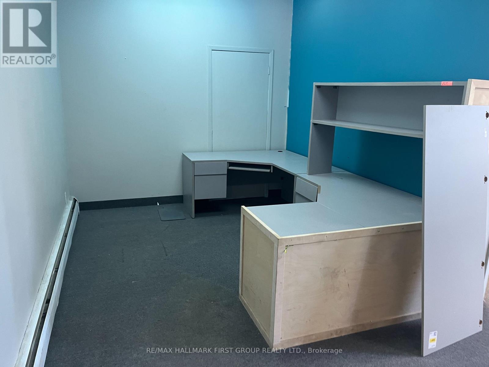 16 - 1750 Plummer Street Property Photo 12