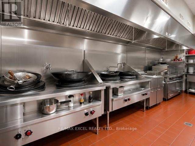 20 King Street E Property Photo 7