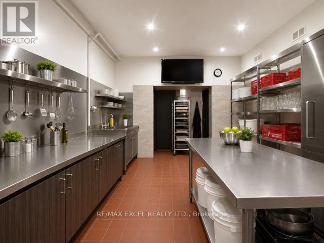 20 King Street E Property Photo 8