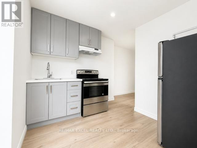 20 King Street E Property Photo 22