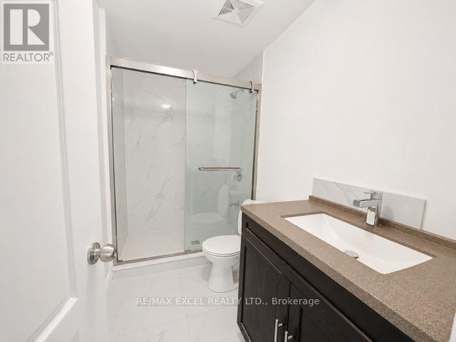 20 King Street E Property Photo 24