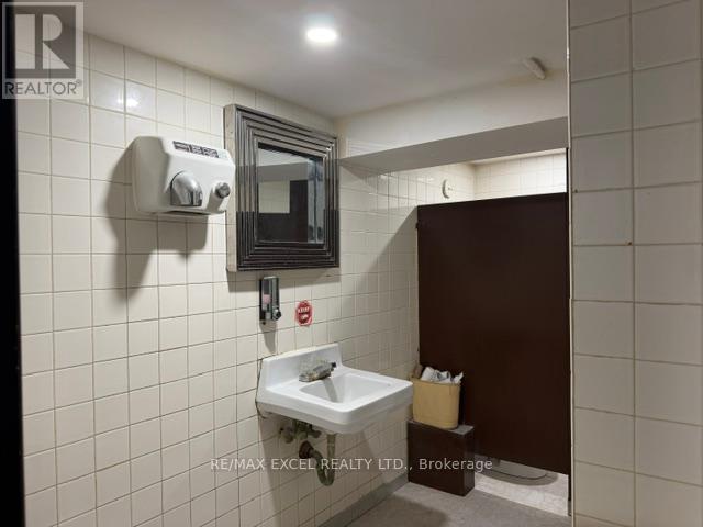 20 King Street E Property Photo 27