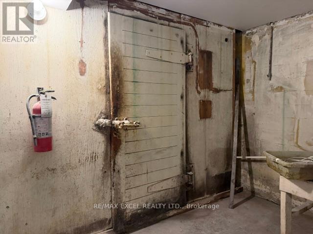 20 King Street E Property Photo 31