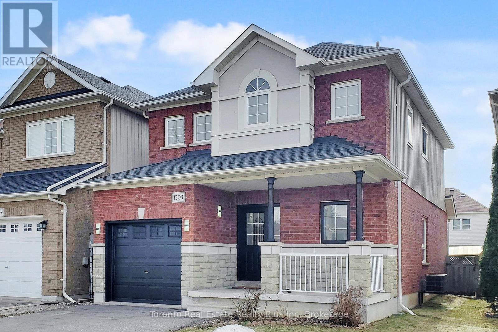 1303 Macinally Court Property Photo 1