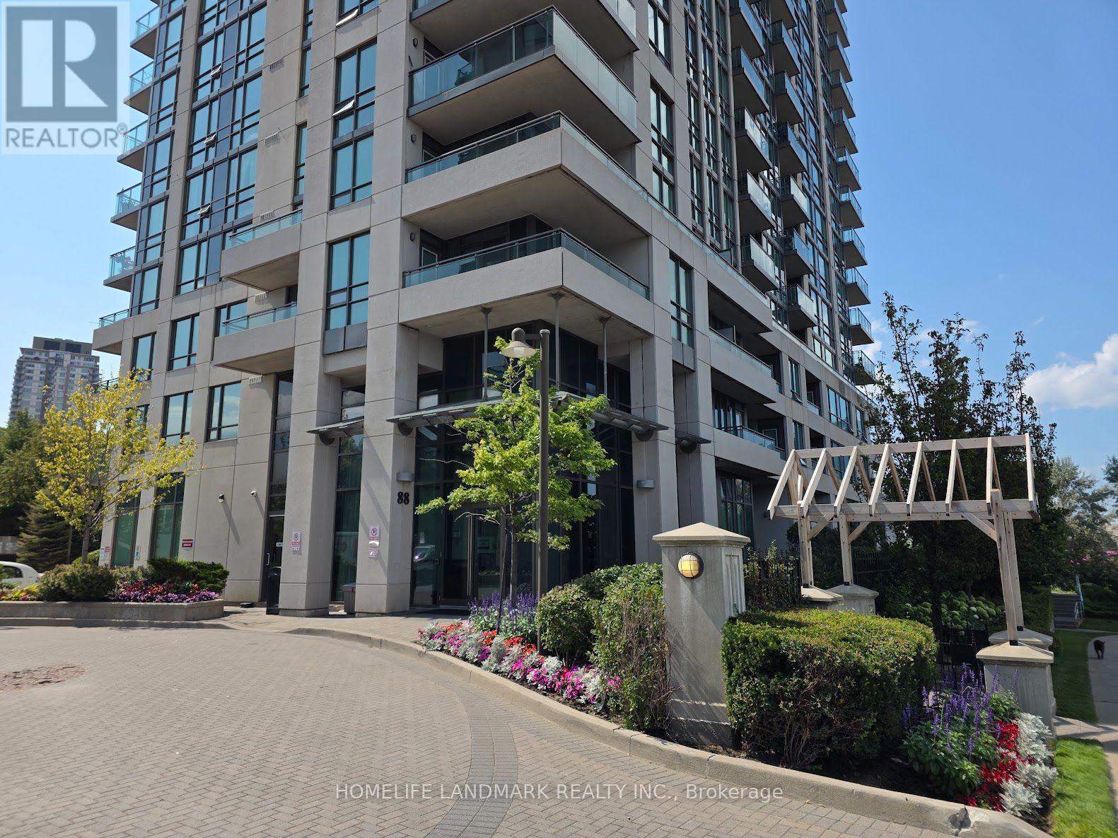 1006 - 88 Grangeway Avenue Property Photo 2