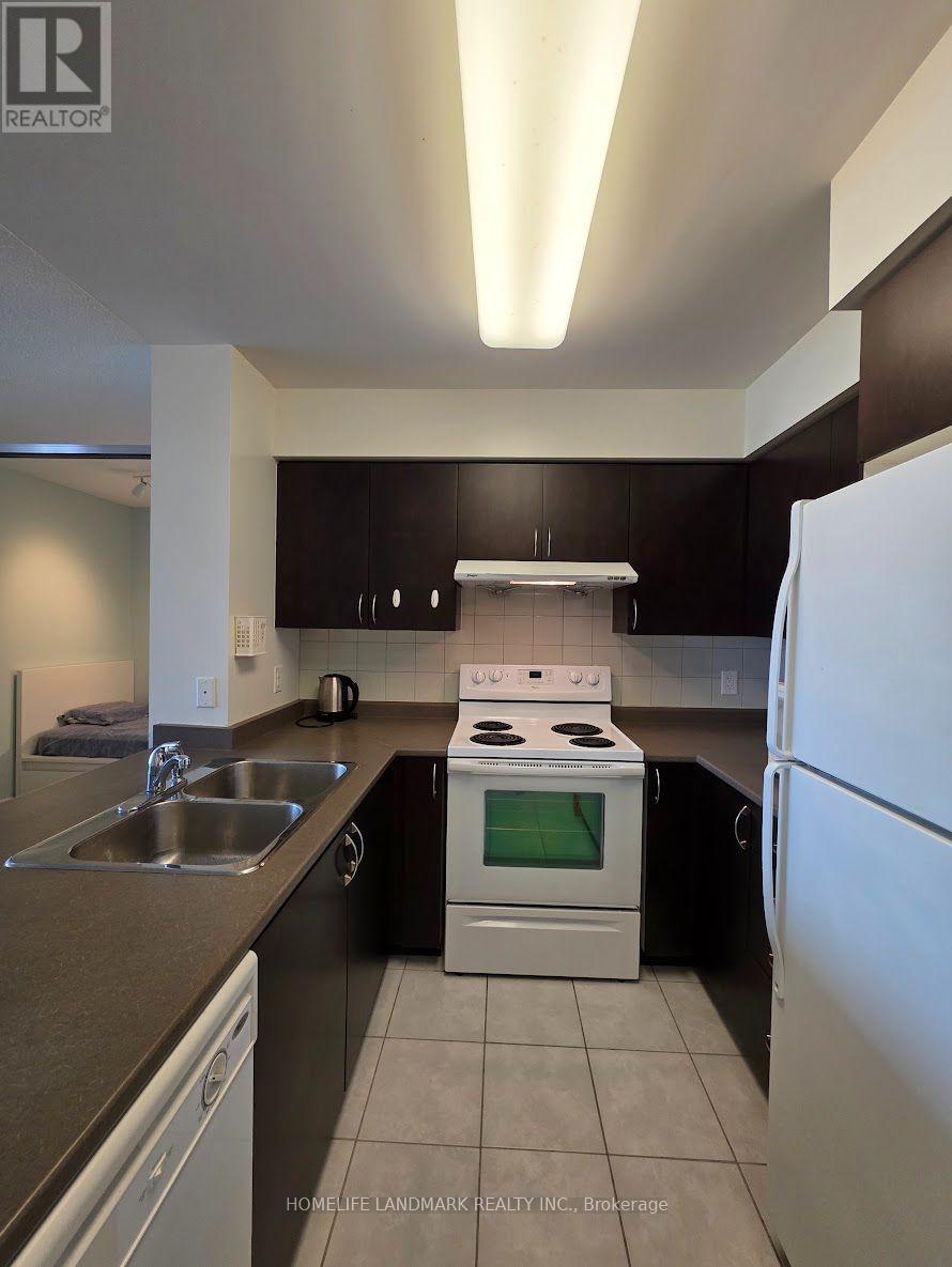 1006 - 88 Grangeway Avenue Property Photo 9