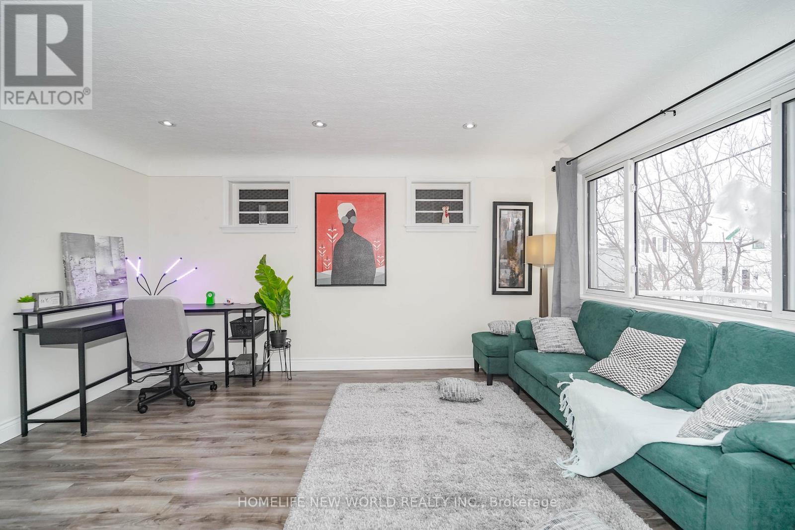 137 Banting Avenue Property Photo 18