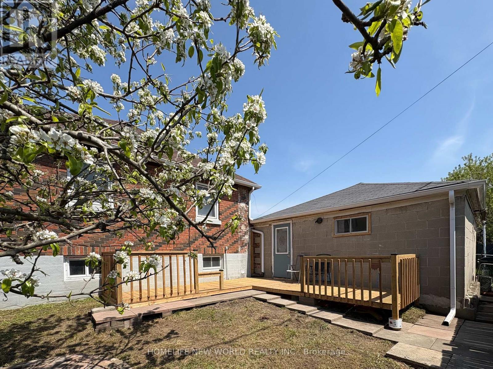 137 Banting Avenue Property Photo 38