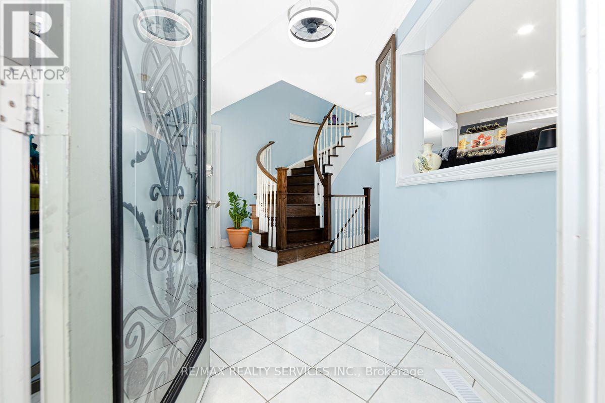 64 Strickland Drive Property Photo 6