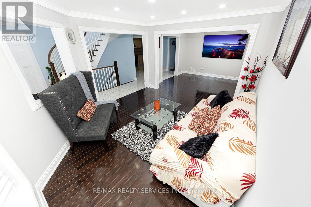 64 Strickland Drive Property Photo 9