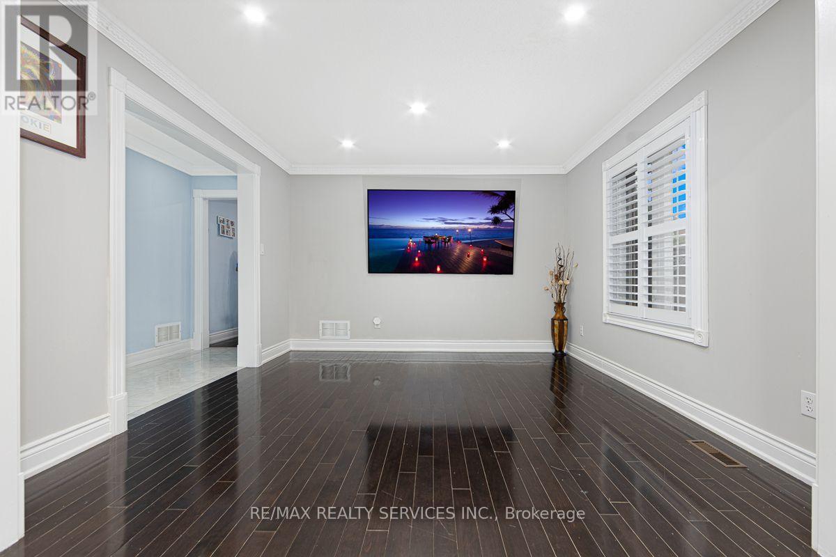 64 Strickland Drive Property Photo 10