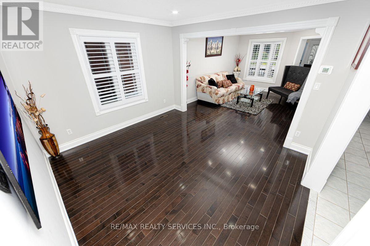 64 Strickland Drive Property Photo 11