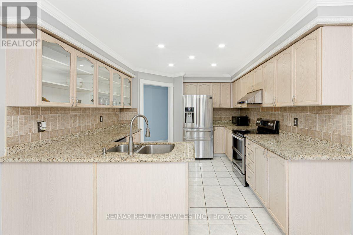 64 Strickland Drive Property Photo 13