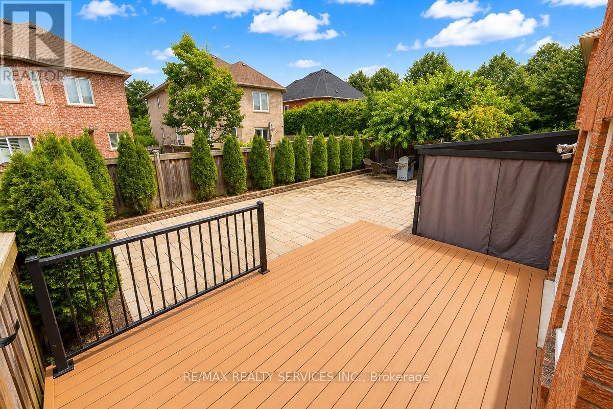 64 Strickland Drive Property Photo 33