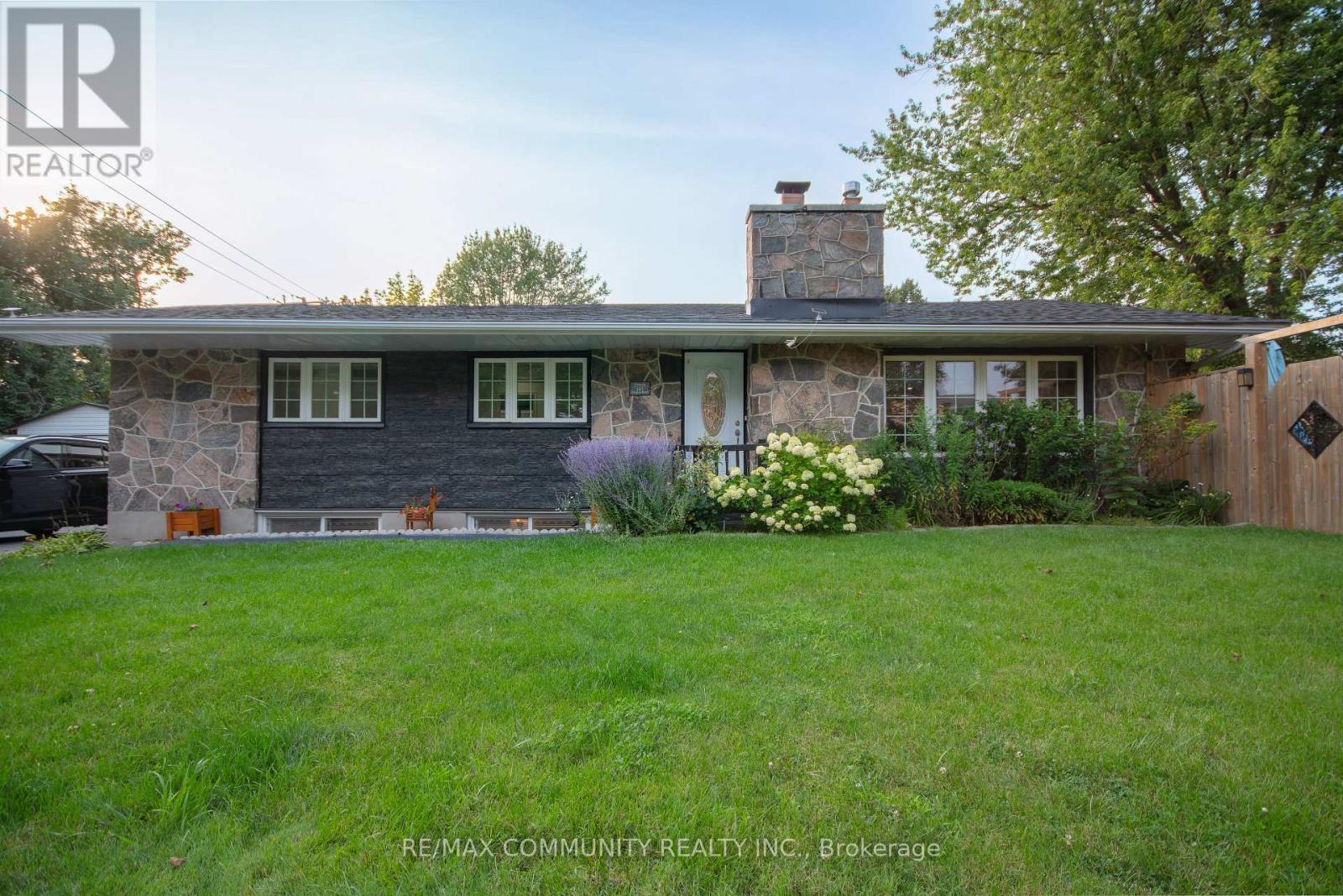 167 Simpson Road Property Photo 1