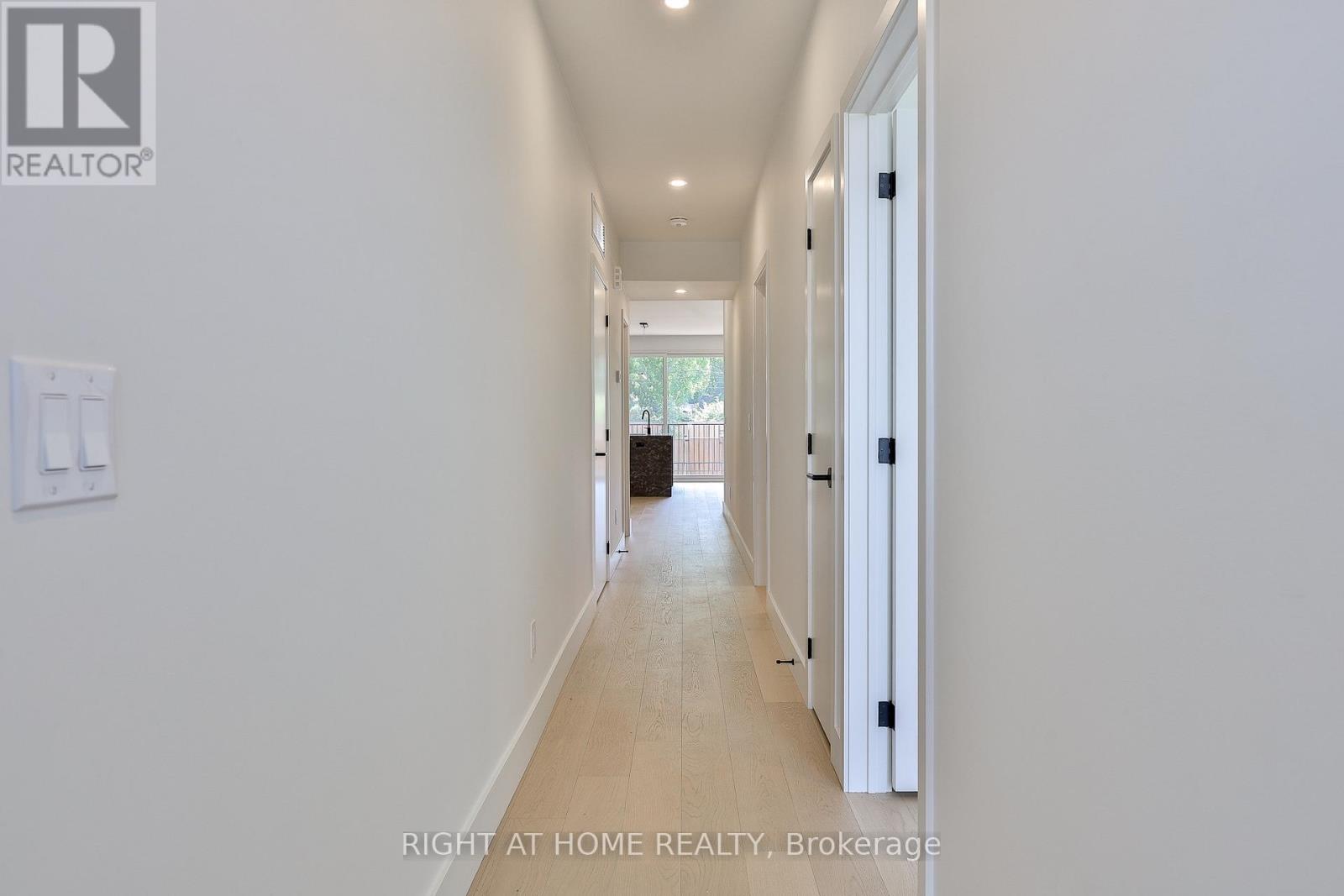 Ground Floor - 2343 Gerrard Street E Property Photo 15