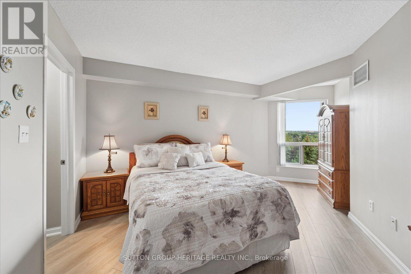 615 - 712 Rossland Road E Property Photo 28