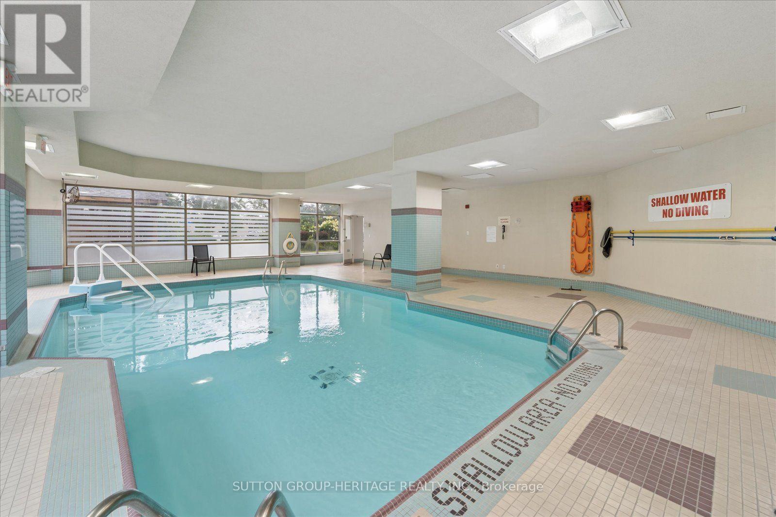 615 - 712 Rossland Road E Property Photo 35