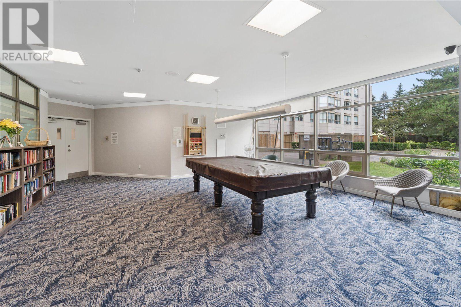 615 - 712 Rossland Road E Property Photo 42