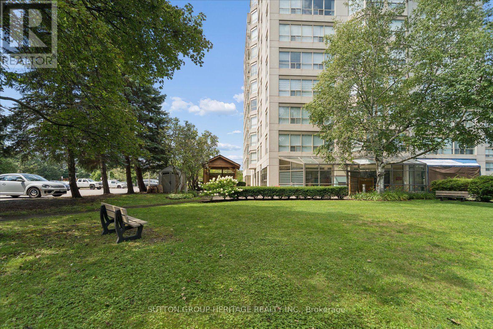 615 - 712 Rossland Road E Property Photo 45